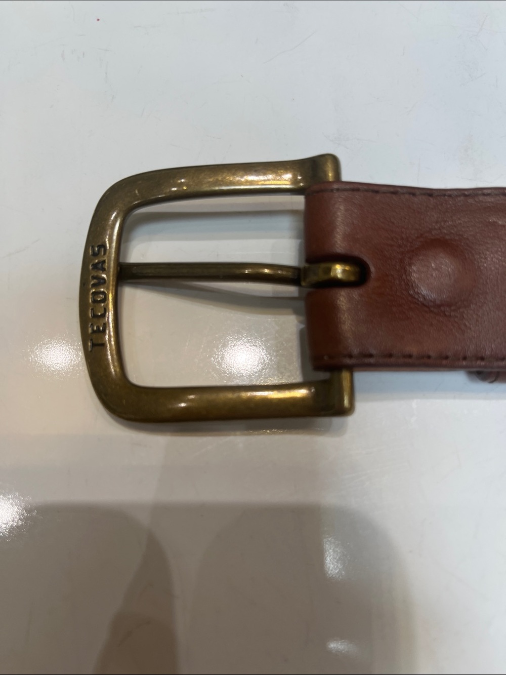 Tecovas men’s Brown Calfskin Belt with Antique Brass Buckle. - Picture 3 of 11